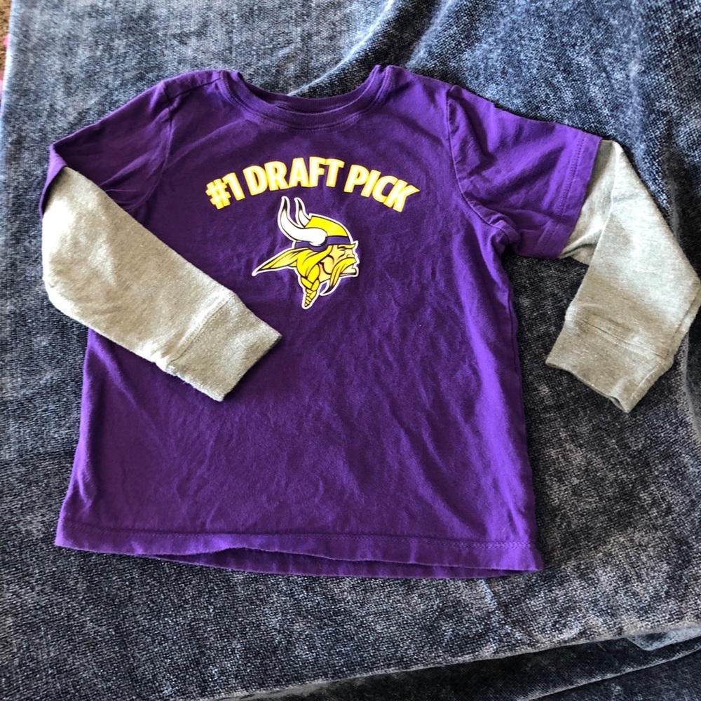 MN Vikings long sleeve t-shirt